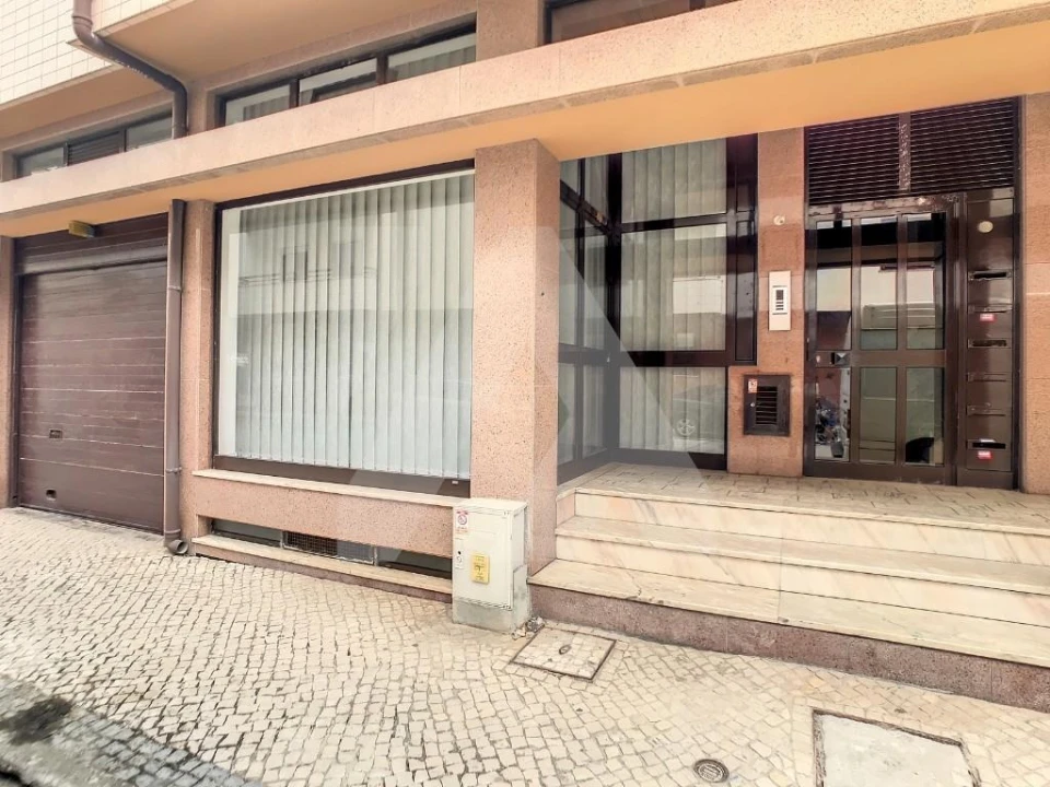 Loja para Venda em Ovar, São João, Arada e São Vicente de Pereira Jusã Foto 1