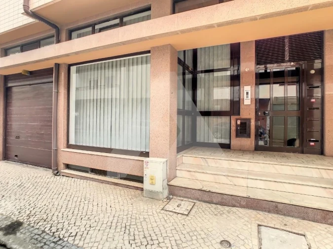 Loja para Venda em Ovar, São João, Arada e São Vicente de Pereira Jusã Foto 1