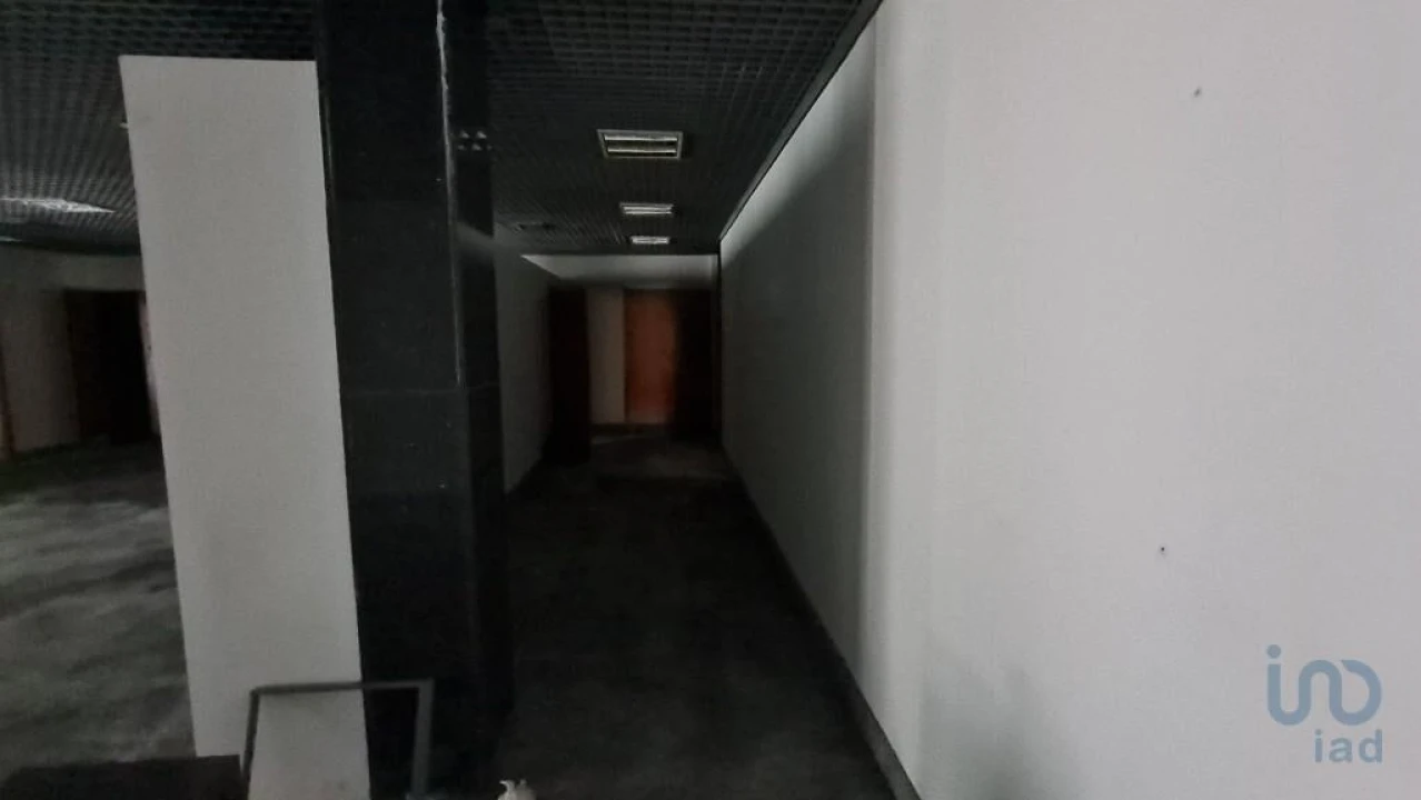 Loja para Venda em Bornes de Aguiar Foto 14