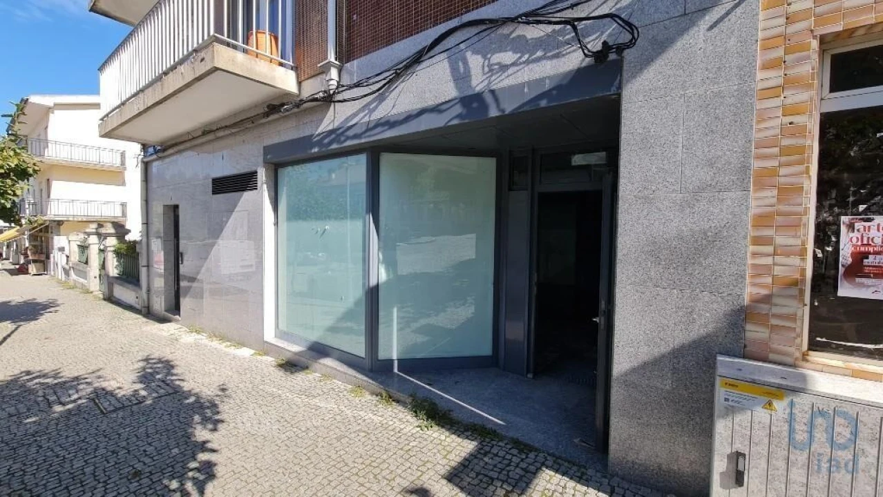 Loja para Venda em Bornes de Aguiar Foto 6