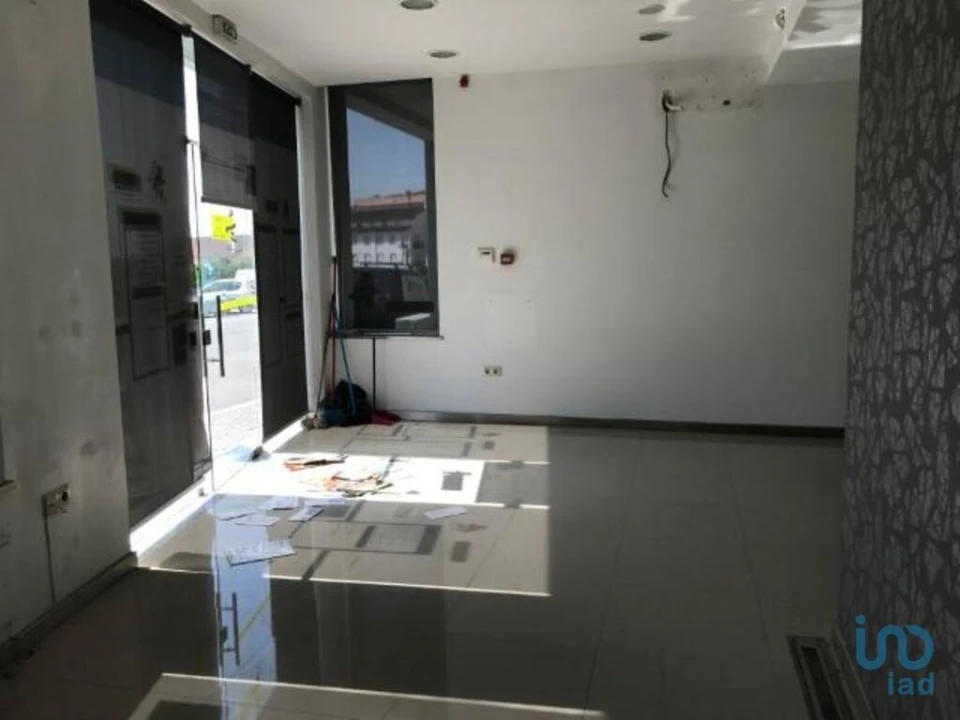 Loja para Venda em Valpaços e Sanfins Foto 7