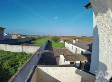 Moradia T6 para Venda em Atouguia da Baleia