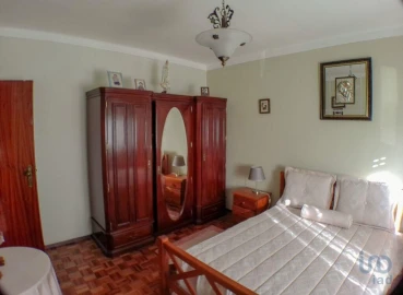 Moradia T6 para Venda em Atouguia da Baleia