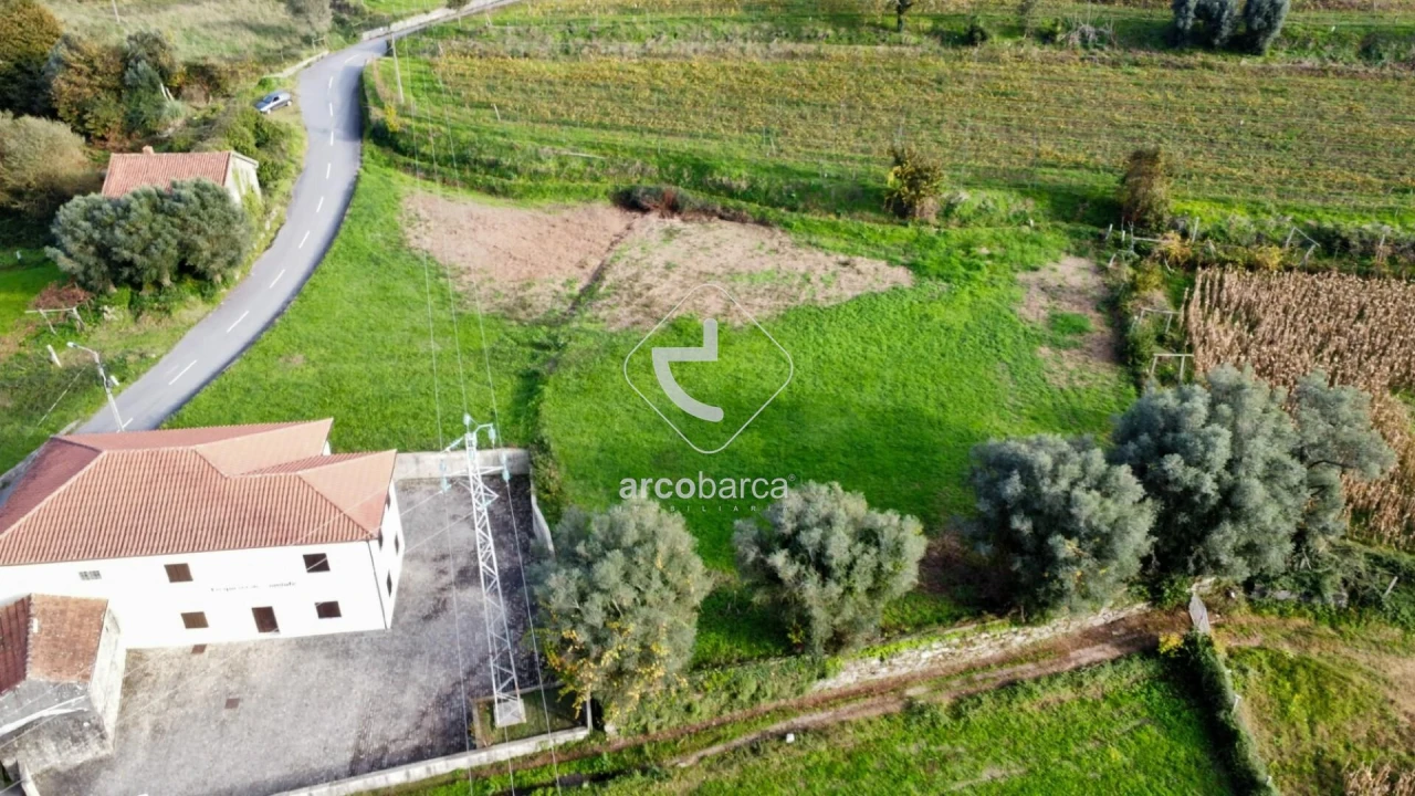 Terreno para Venda em Gondufe Foto 9