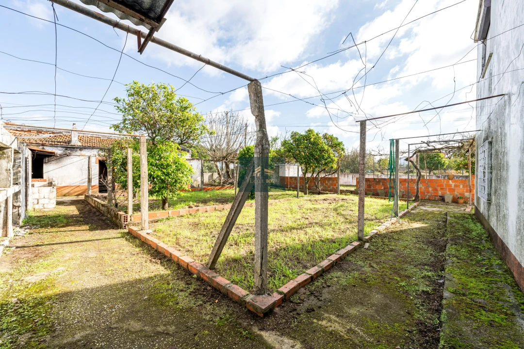 Moradia T4 para Venda em Pinhal Novo Foto 37