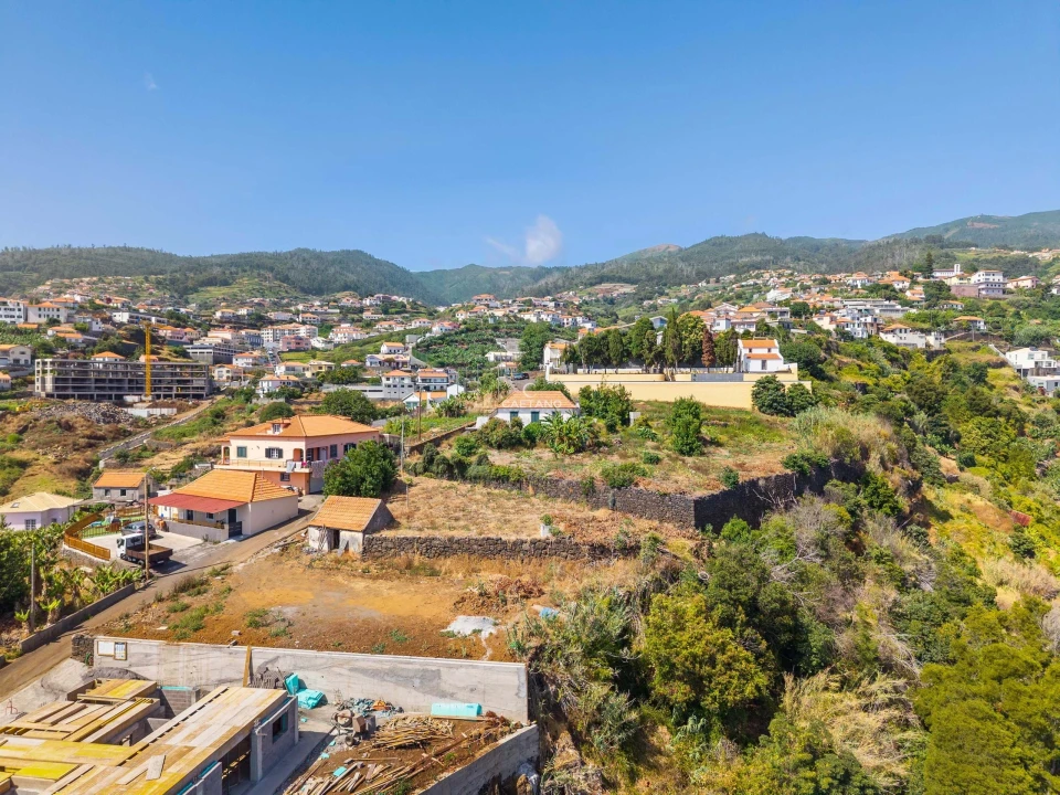 Terreno para Venda em Estreito da Calheta Foto 23