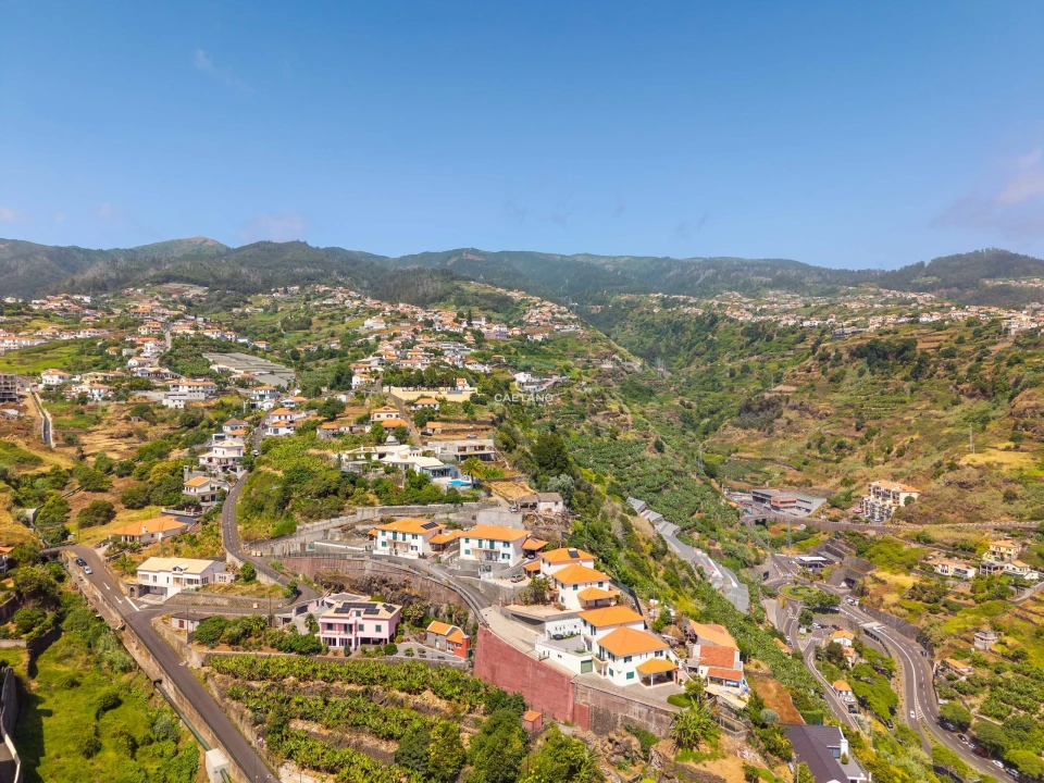 Terreno para Venda em Estreito da Calheta Foto 8