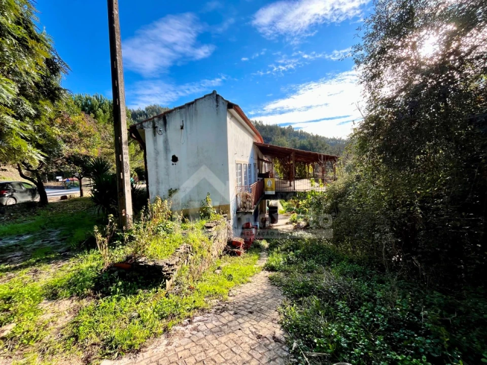 Negócio para Venda em Aguda Foto 3