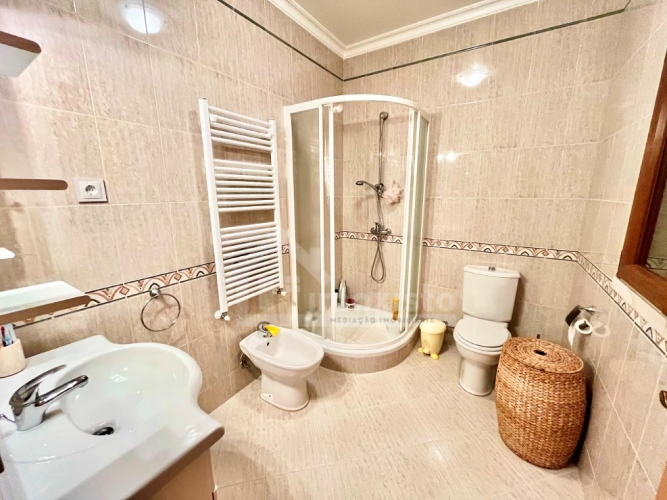 Moradia T6 para Venda em Degracias e Pombalinho Foto 32