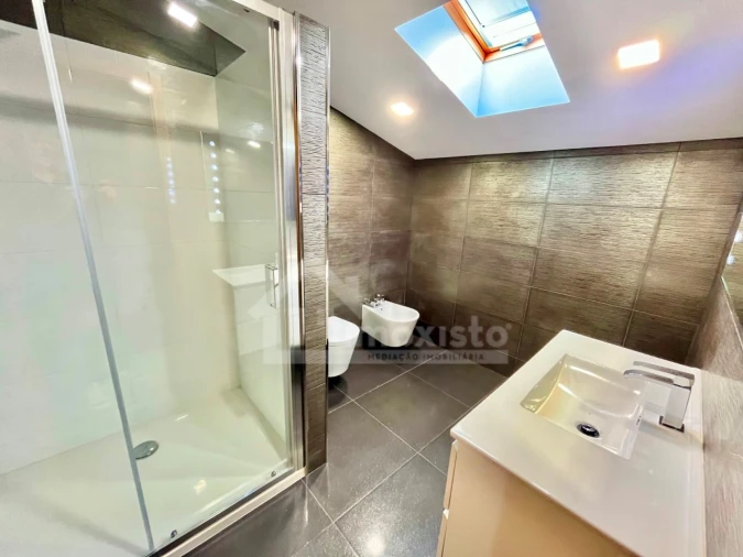 Moradia T6 para Venda em Degracias e Pombalinho Foto 47