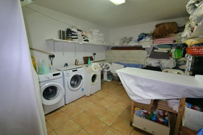 Moradia T9 para Venda em Vila de Sagres