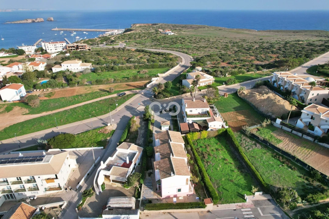 Moradia T9 para Venda em Vila de Sagres Foto 6
