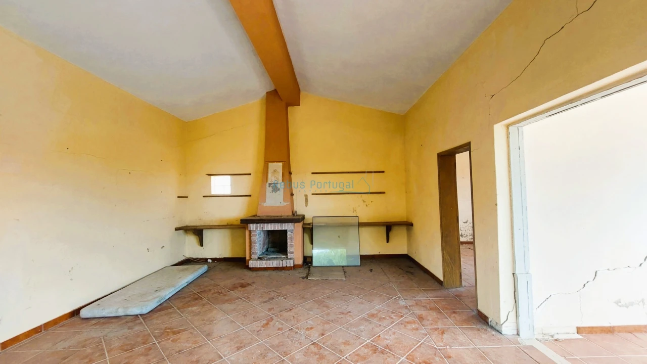 Terreno Misto para Venda em Santa Barbara de Nexe Foto 4