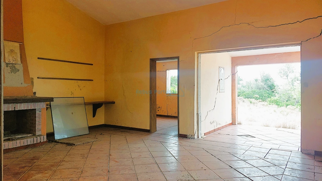 Terreno Misto para Venda em Santa Barbara de Nexe Foto 5