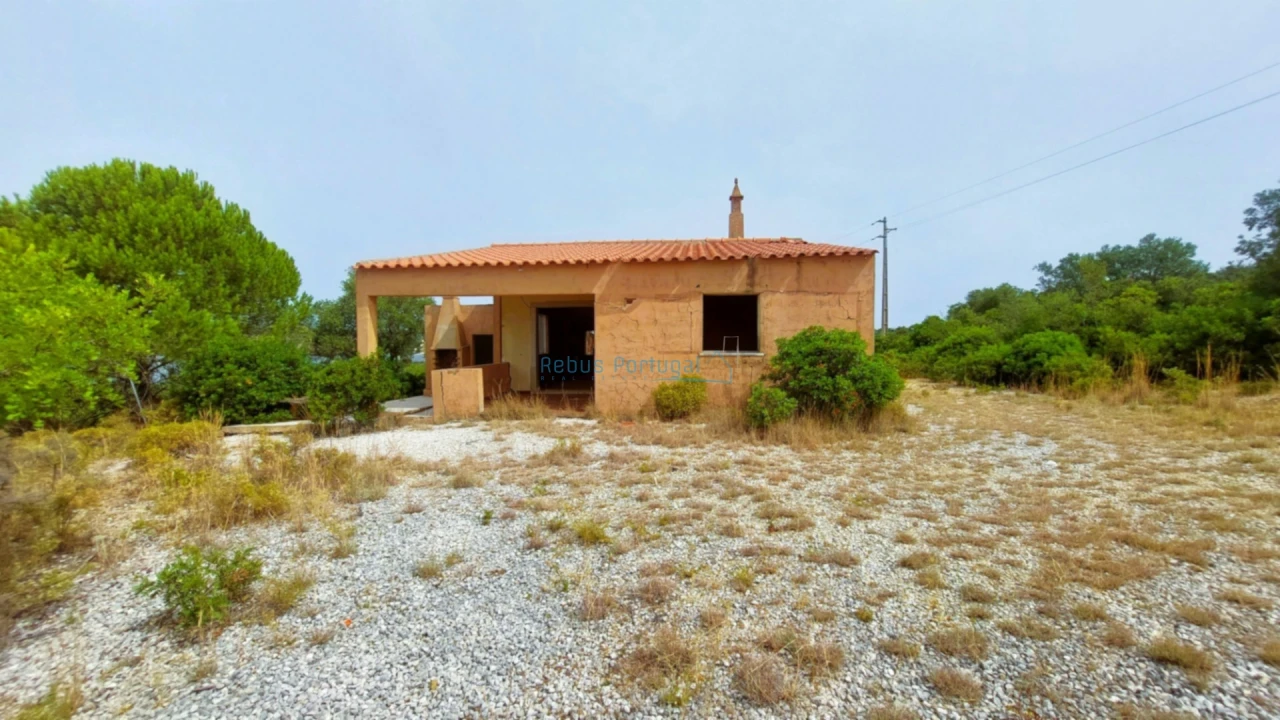 Terreno Misto para Venda em Santa Barbara de Nexe Foto 1