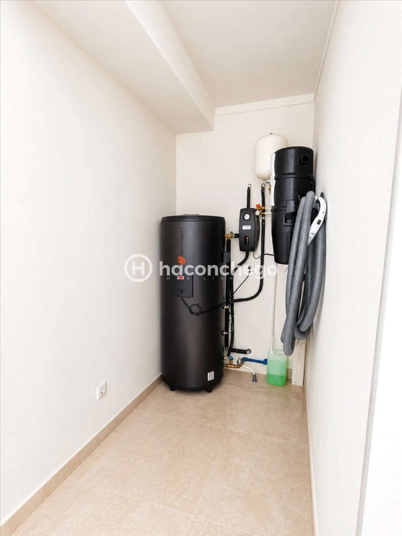 Moradia T3 para Arrendamento em Silveiros e Rio Covo (Santa Eulália) Foto 15