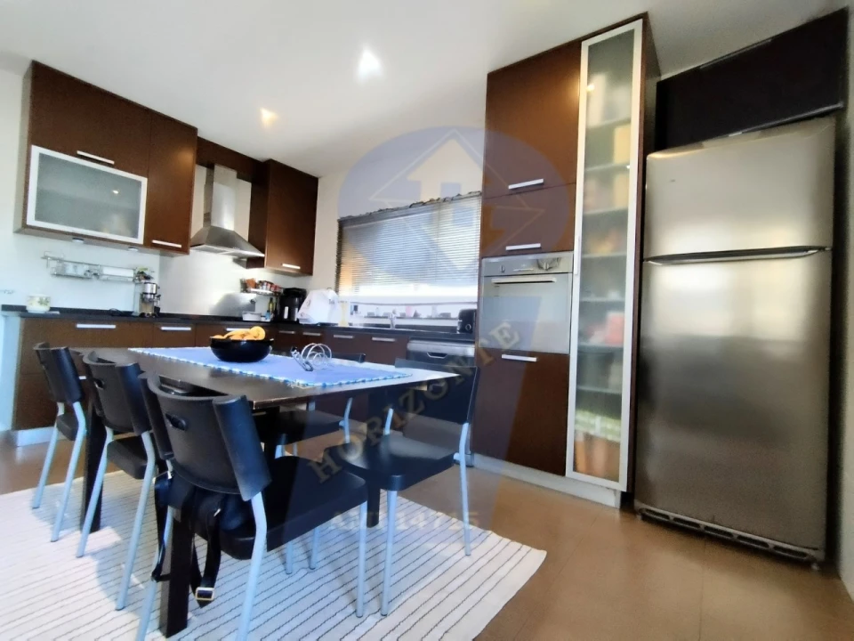 Moradia T4 para Venda em Bustos, Troviscal e Mamarrosa Foto 3