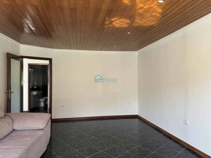 Moradia T1 para Venda em Campeã Foto 13