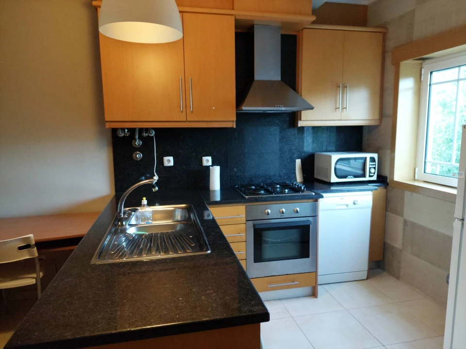 Apartamento T1 para Arrendamento em Covilhã e Canhoso Foto 2
