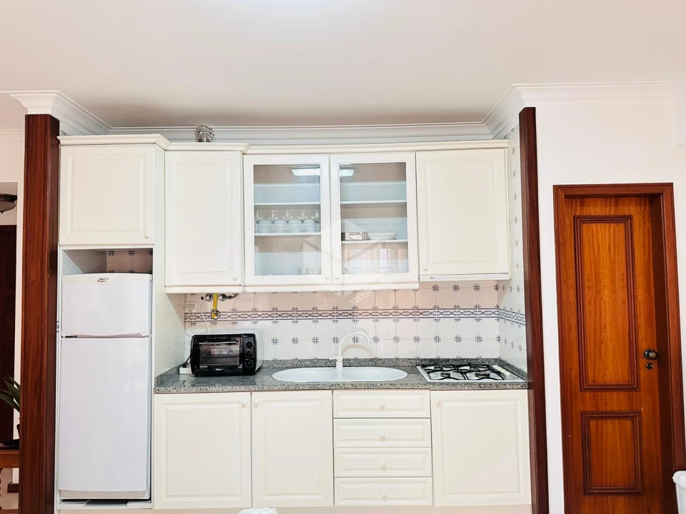 Apartamento T1 para Arrendamento em Buarcos Foto 4