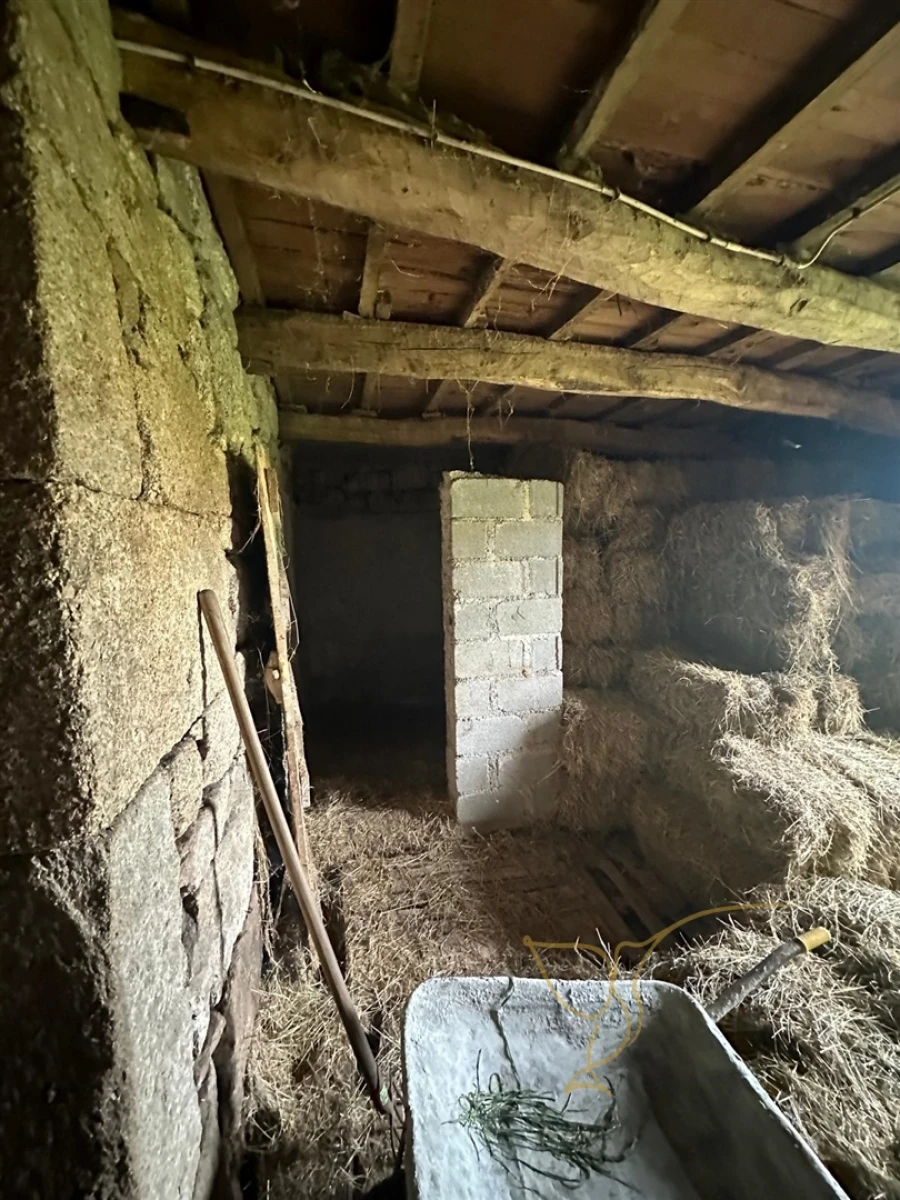 Moradia T0 para Venda em Castro Laboreiro e Lamas de Mouro Foto 12