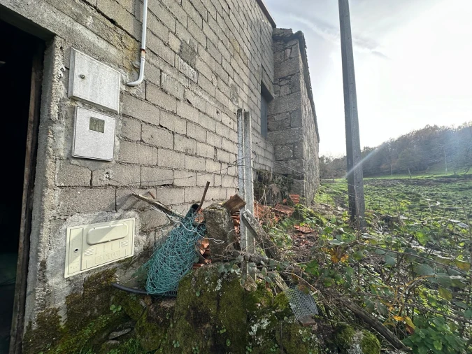 Moradia T0 para Venda em Castro Laboreiro e Lamas de Mouro Foto 4