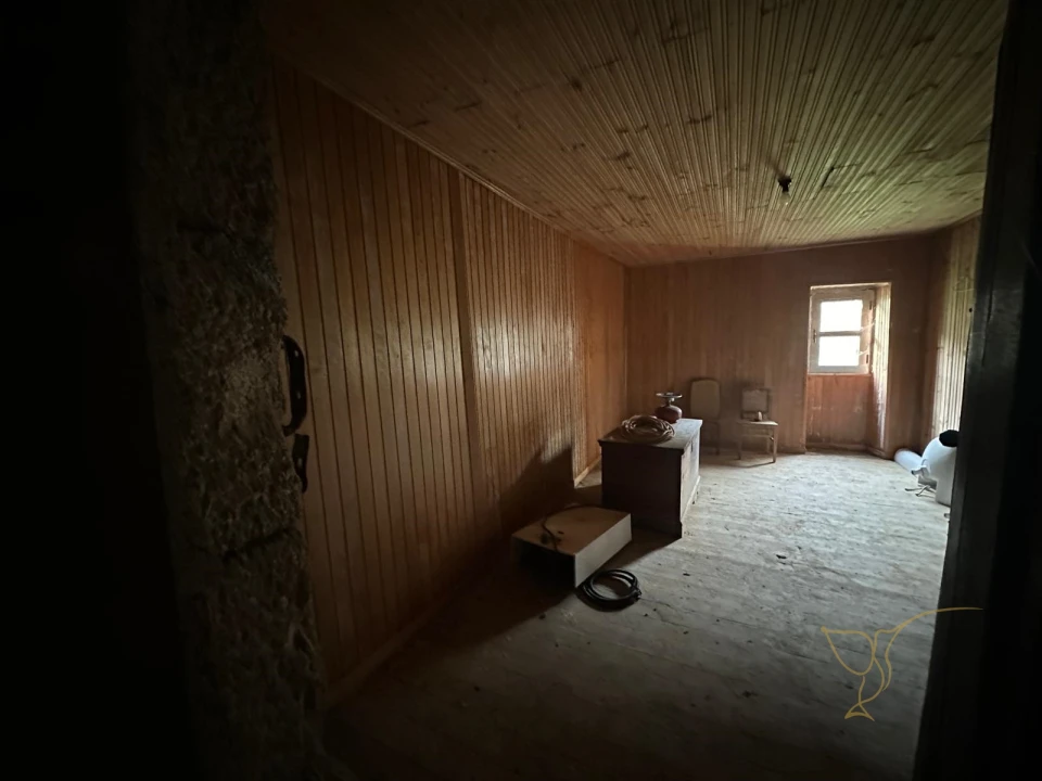 Moradia T0 para Venda em Castro Laboreiro e Lamas de Mouro Foto 6