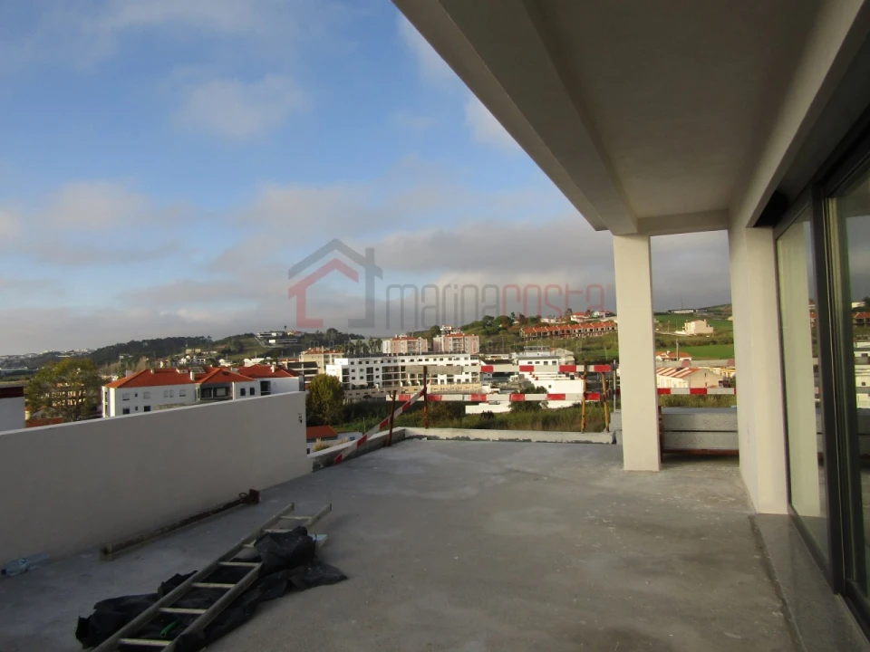 Apartamento T4 para Venda em Lourinhã e Atalaia Foto 4