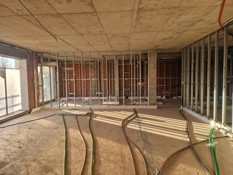 Apartamento T4 para Venda em Lourinhã e Atalaia Foto 8