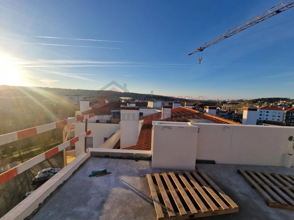 Apartamento T4 para Venda em Lourinhã e Atalaia Foto 16