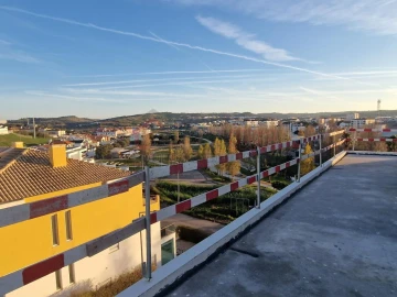 Apartamento T4 para Venda em Lourinhã e Atalaia