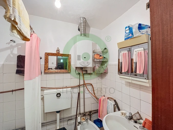 Moradia T3 para Venda em Rebordelo Foto 12