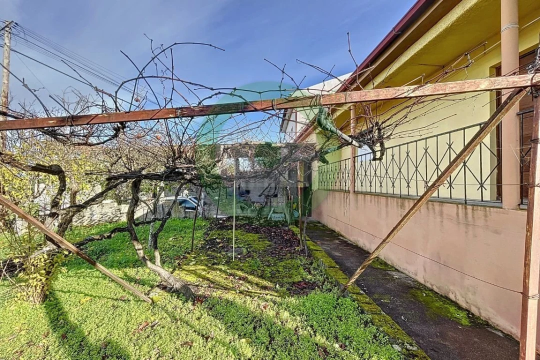 Moradia T3 para Venda em Rebordelo Foto 5