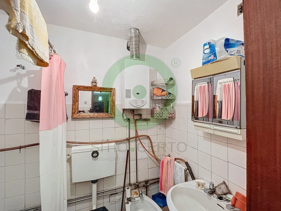 Moradia T3 para Venda em Rebordelo Foto 12