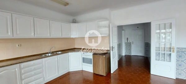 Apartamento T1 para Venda em Chafe