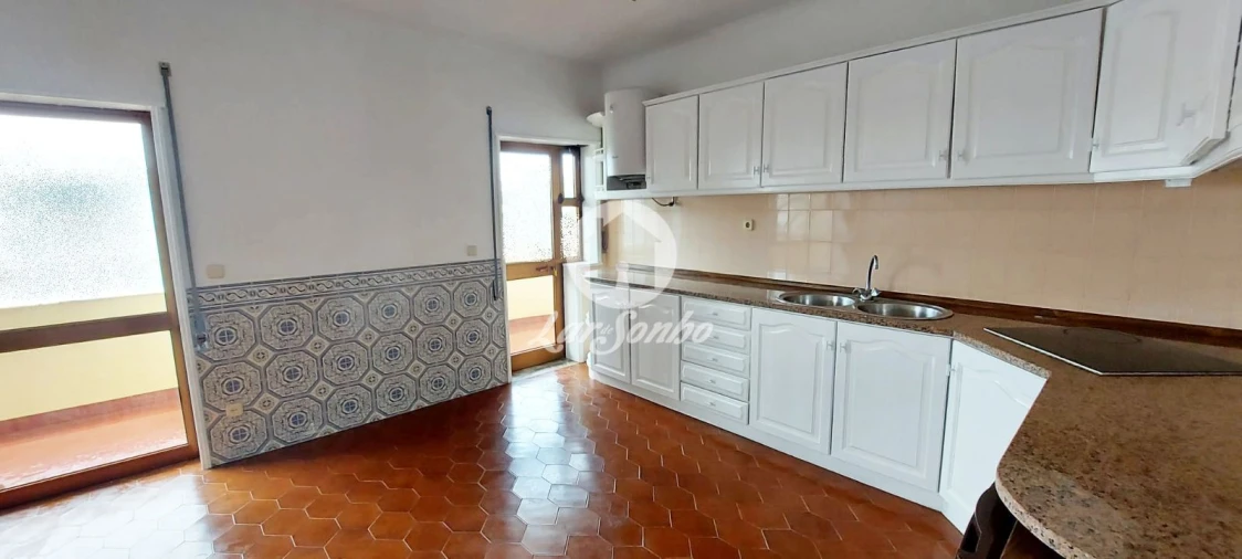 Apartamento T1 para Venda em Chafe Foto 3