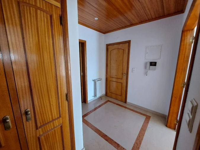 Apartamento T2 para Arrendamento em Oeiras e São Julião da Barra, Paço de Arcos e Caxias Foto 6