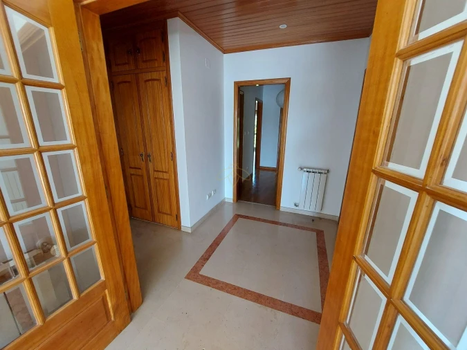 Apartamento T2 para Arrendamento em Oeiras e São Julião da Barra, Paço de Arcos e Caxias Foto 7