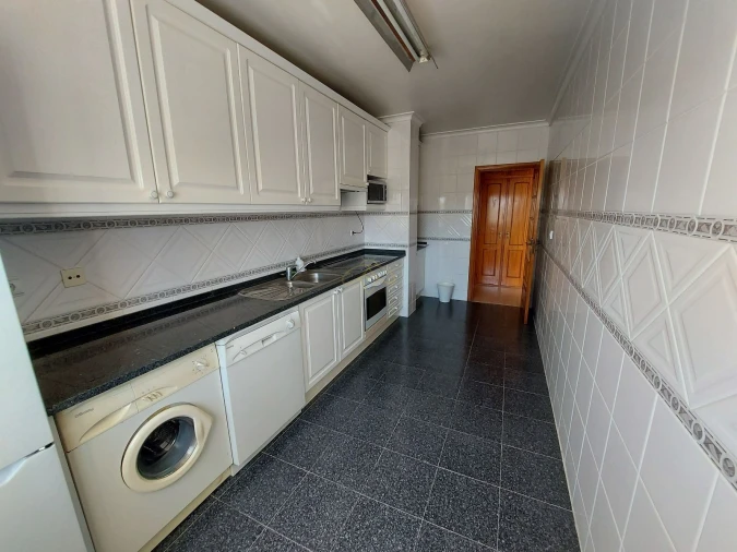 Apartamento T2 para Arrendamento em Oeiras e São Julião da Barra, Paço de Arcos e Caxias Foto 10