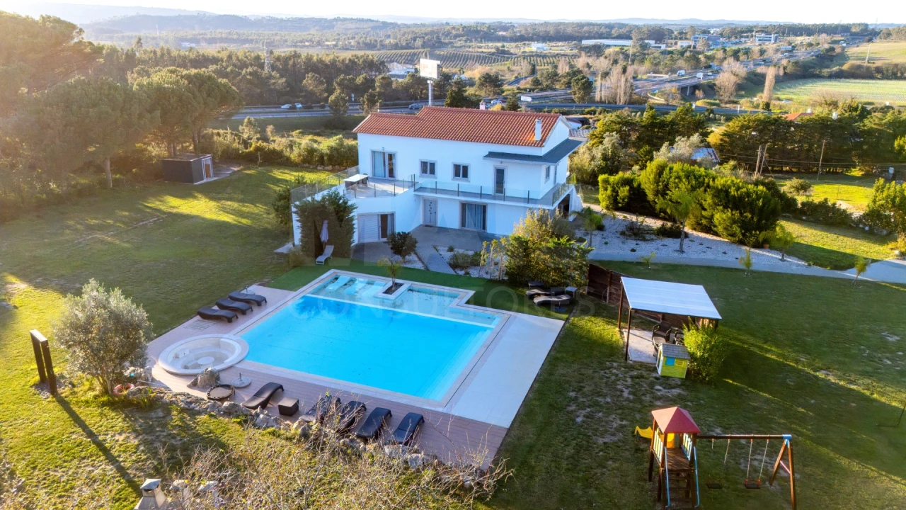 Prédio para Venda em Gaeiras Foto 1