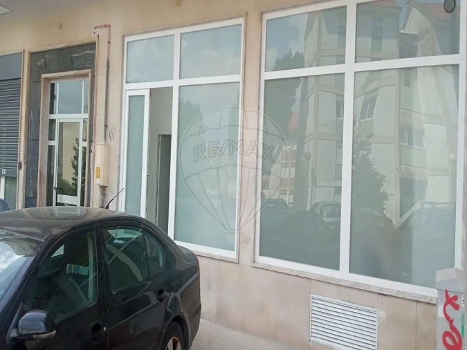 Loja para Venda em Laranjeiro e Feijó Foto 5