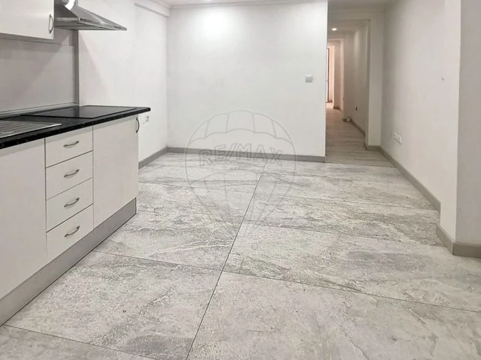 Loja para Venda em Corroios Foto 4