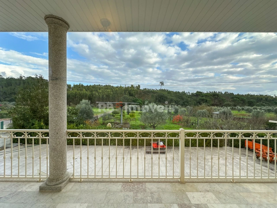 Moradia T3 para Venda em Abrantes (São Vicente e São João) e Alferrarede Foto 42