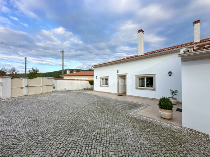 Moradia T3 para Venda em Abrantes (São Vicente e São João) e Alferrarede Foto 10