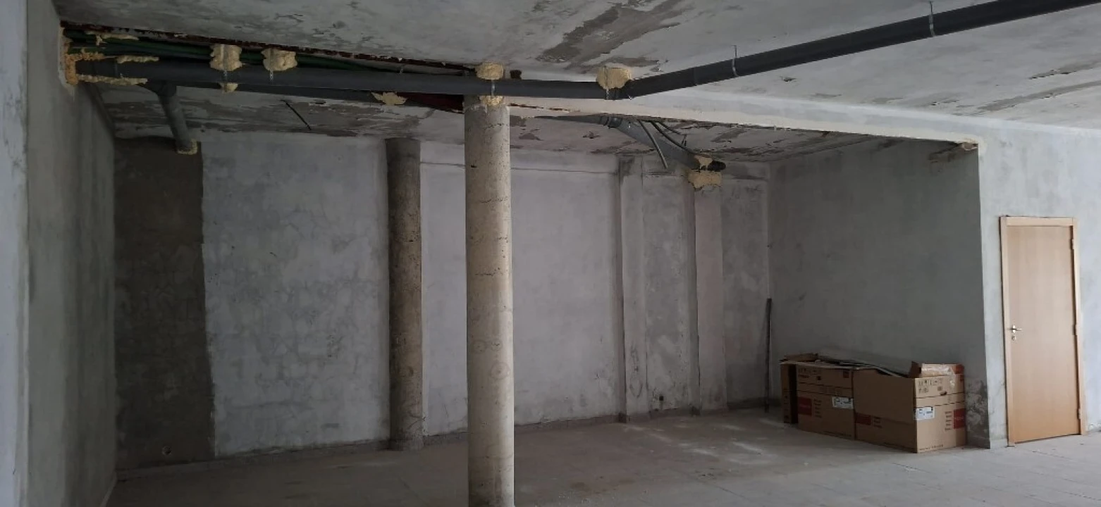 Loja para Arrendamento em Moimenta Foto 23