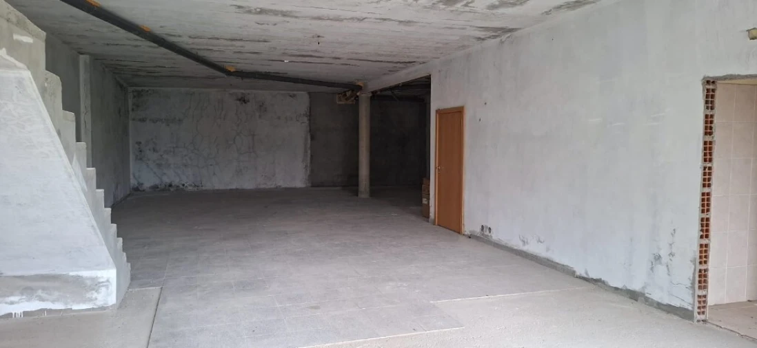 Loja para Arrendamento em Moimenta Foto 24