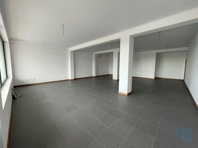 Loja para Venda em Mira Foto 5