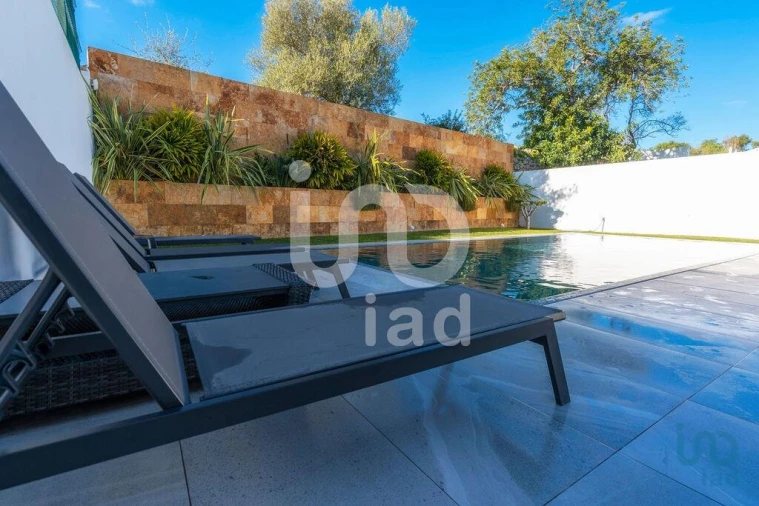 Moradia T4 para Venda em Conceição e Estoi Foto 4