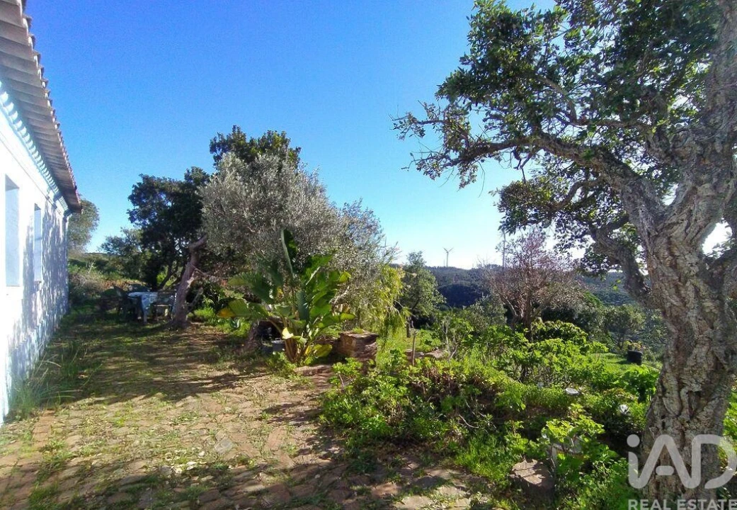 Moradia T3 para Venda em Bensafrim e Barão de São João Foto 22