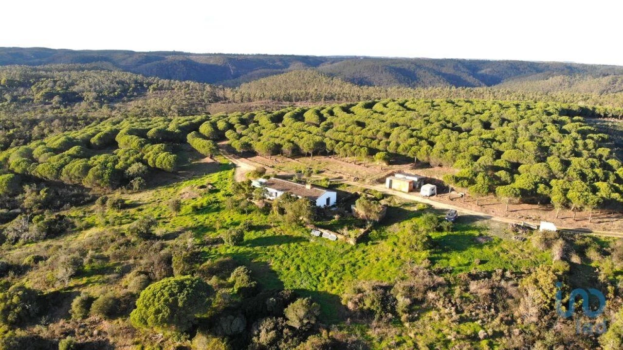 Moradia T3 para Venda em Bensafrim e Barão de São João Foto 3